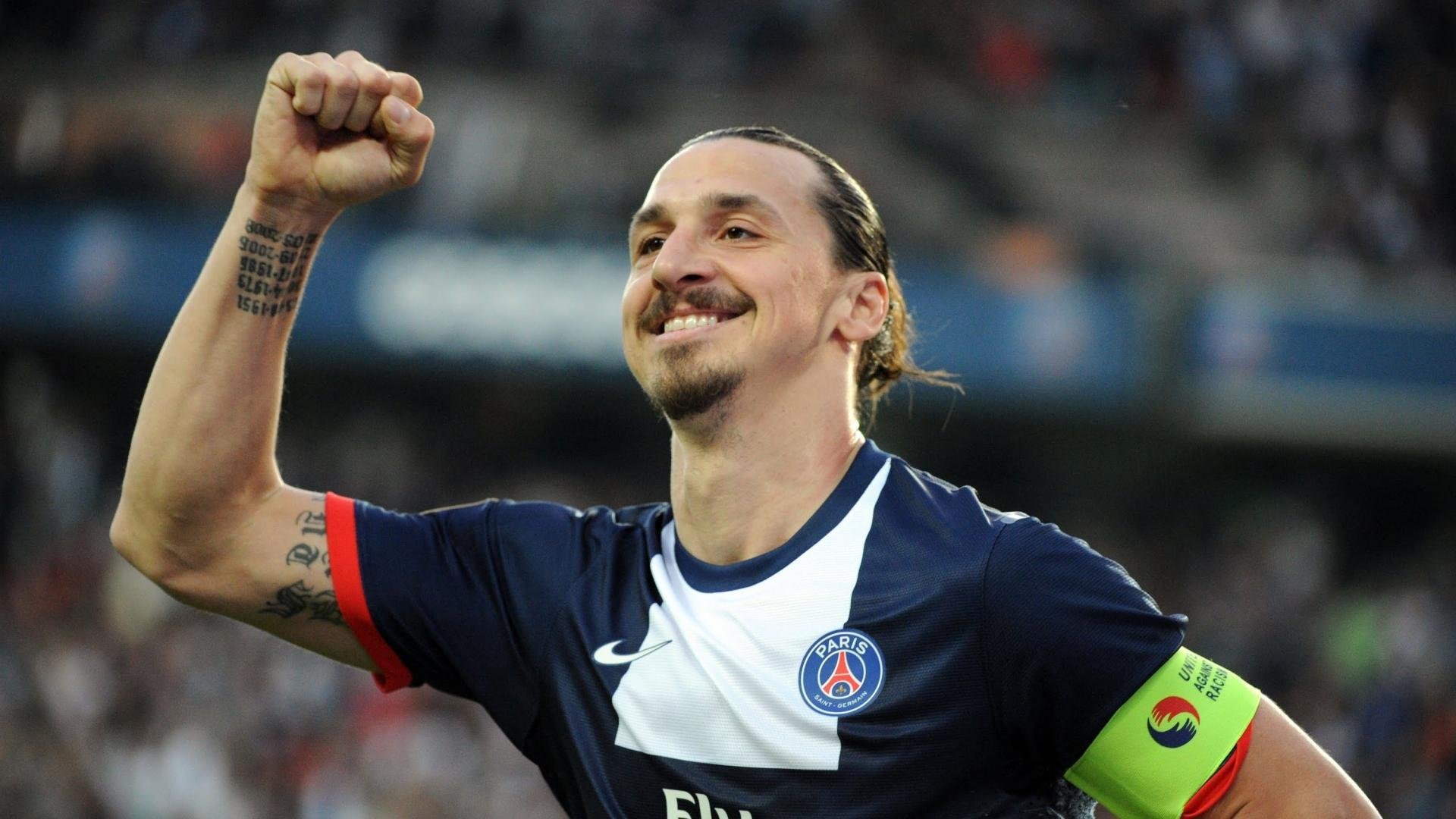 全球首届机器人竞技大赛落幕 中国战队勇夺桂冠